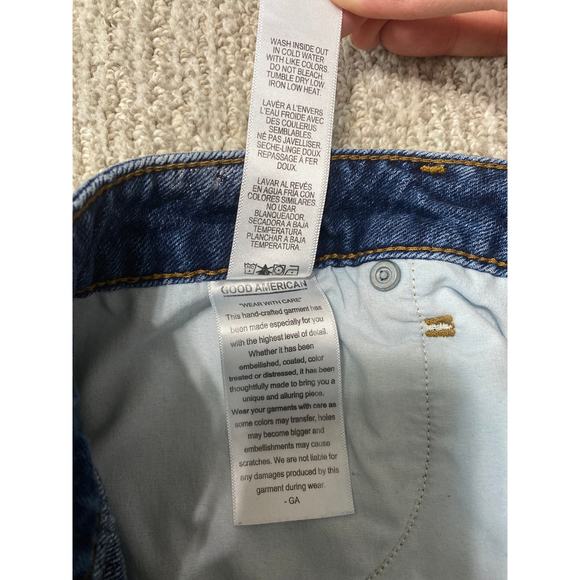Good American Blue Jean Shorts - Picture 5 of 5